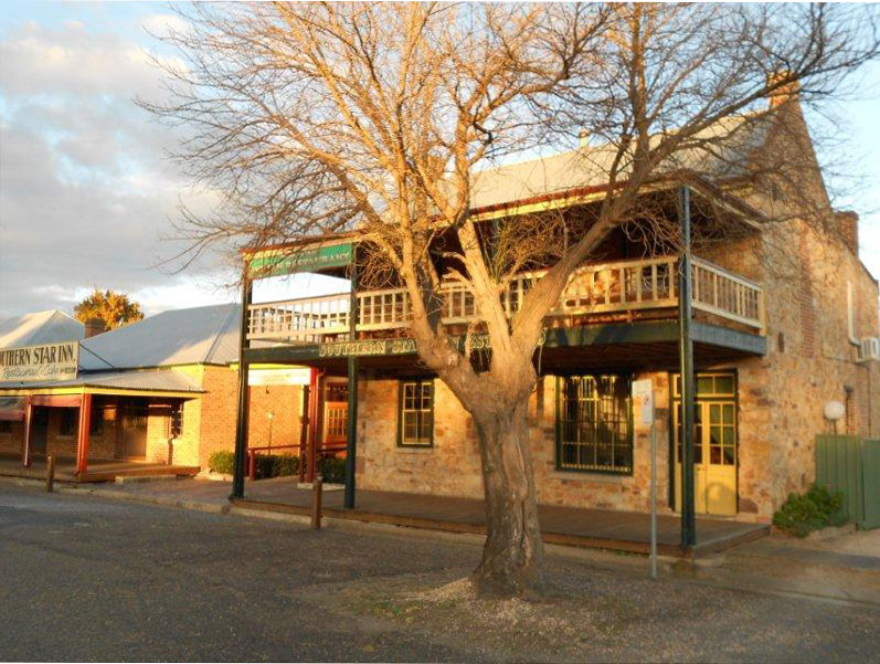 Southern Star Inn Goulburn